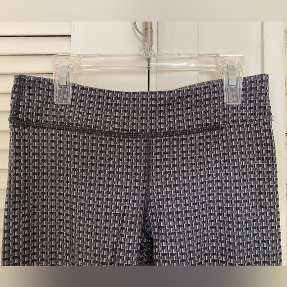 Aviva gray leggings - Picture 3 of 5